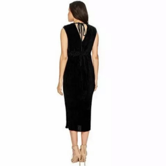 Romeo + Juliet couture - Picture 2 of 10